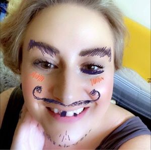 Meet your Posher, Adeline